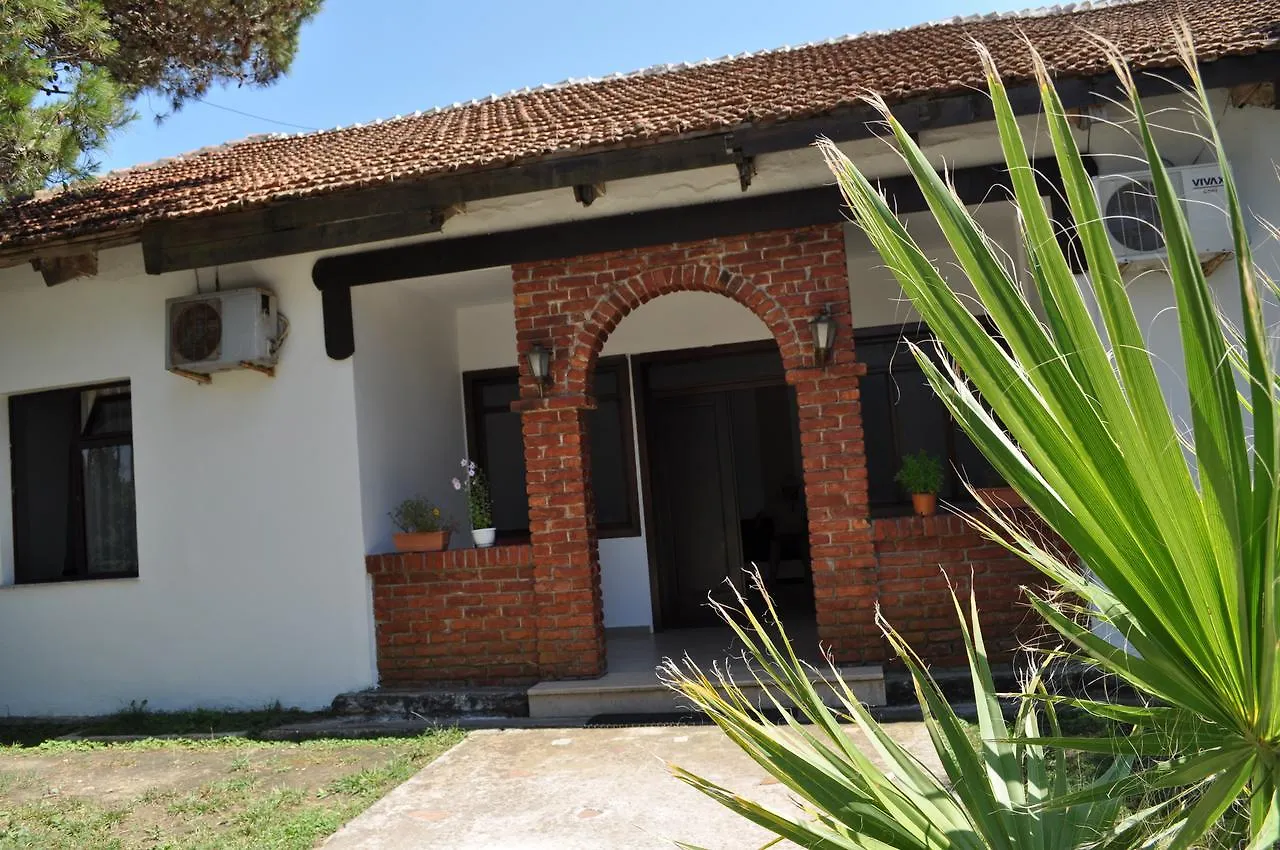 Tropikal Bungalows Durres 3*,  Albania