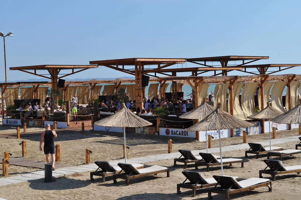 *** Hotel Tropikal Bungalows Durrës Albanië