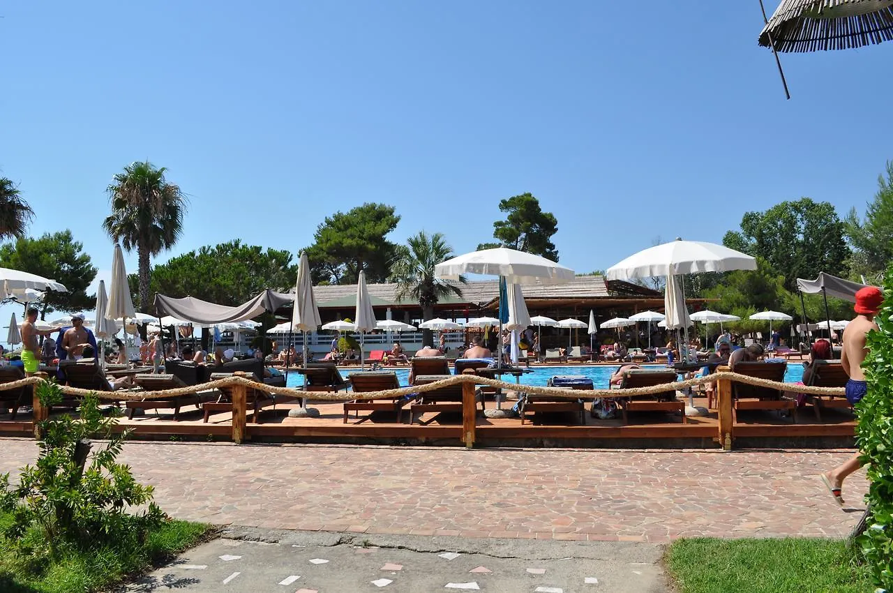 Tropikal Bungalows Durrës
